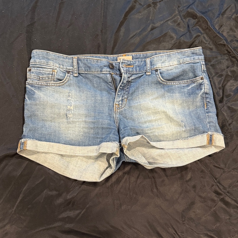 GAP Women's Light Blue Jean Shorts